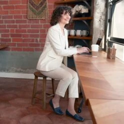 Dansko Larisa Navy Milled 9 Dansko Larisa Navy Milled -Dansko S23 PDP Larisa Navy 2400x2400 1