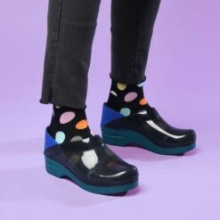 Dansko Professional Black Translucent -Dansko S23 PDP ProTranslucent Black 2400x2400.3